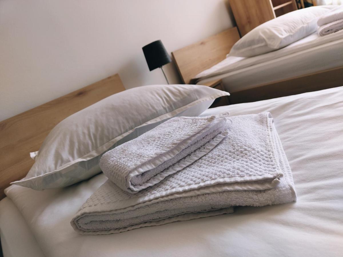 Ten'S Apartment - Spatios Si Linistit Κλουζ-Ναπόκα Εξωτερικό φωτογραφία